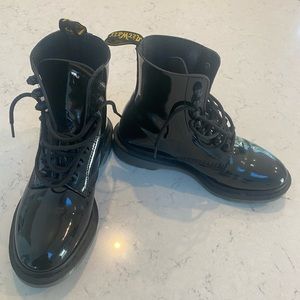 Dr. Martens Pascal Stud boots 🖤